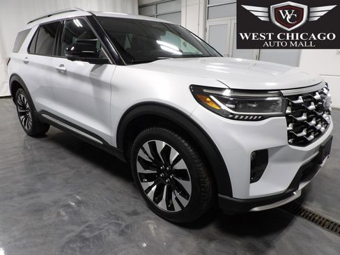 Used 2025 Ford Explorer Platinum w/ LUX Leather Package image 1