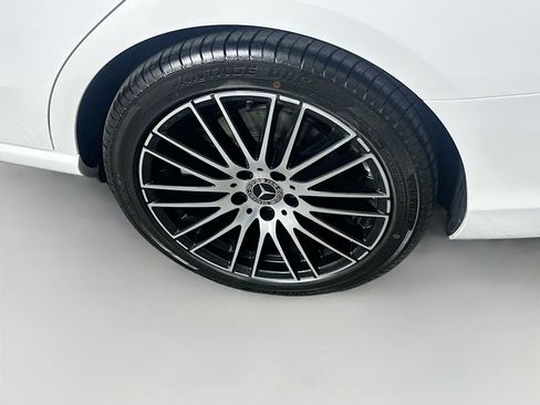 Used 2024 Mercedes-Benz C 300 Sedan image 11