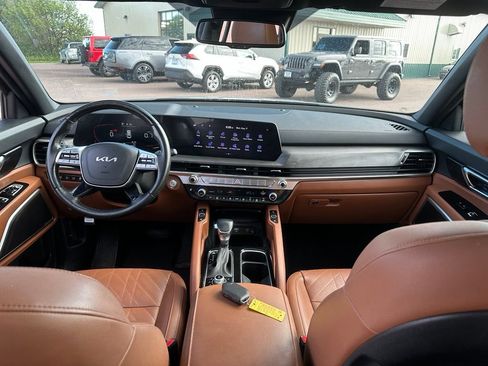 Used 2023 Kia Telluride EX X-Line AWD/4WD image 17