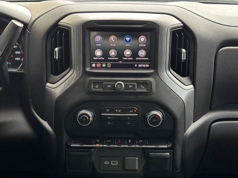 Used 2021 Chevrolet Silverado 1500 Custom AWD/4WD image 17