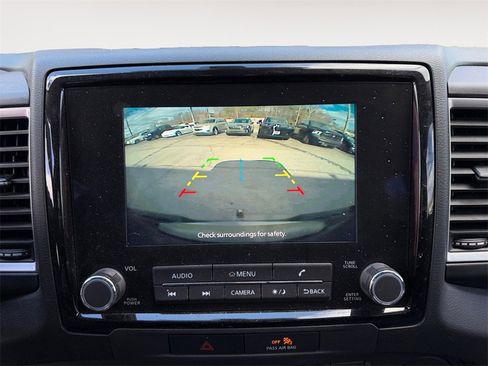 Used 2023 Nissan Frontier SV w/ SV Convenience Package image 9