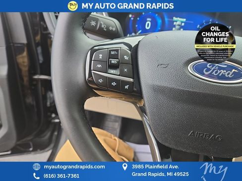 Used 2022 Ford Escape SEL w/ Technology Package image 15