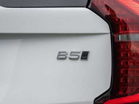 New 2026 Volvo XC90 B5 Ultra image 8