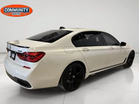 Used 2016 BMW 750i xDrive AWD/4WD image 7