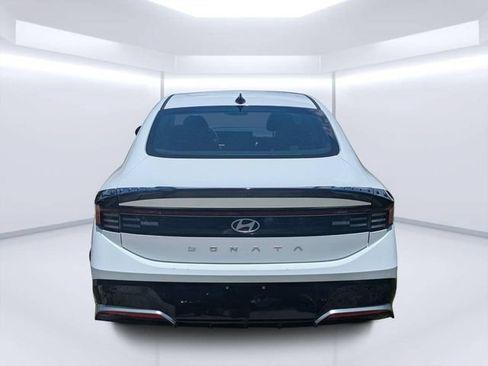 Used 2025 Hyundai Sonata SEL FWD image 4