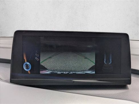 Used 2015 BMW i8 AWD/4WD image 17