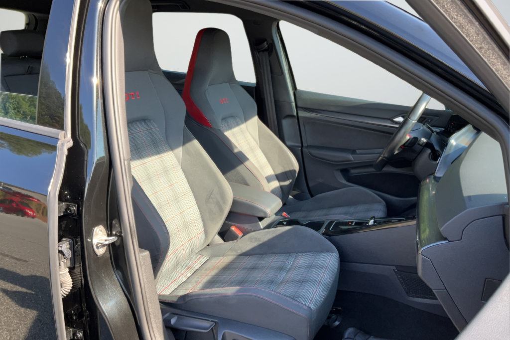 Used 2024 Volkswagen GTI S FWD image 19