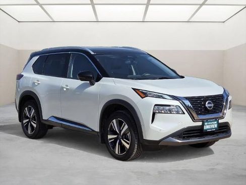 Used 2023 Nissan Rogue SL w/ SL Premium Package FWD image 1