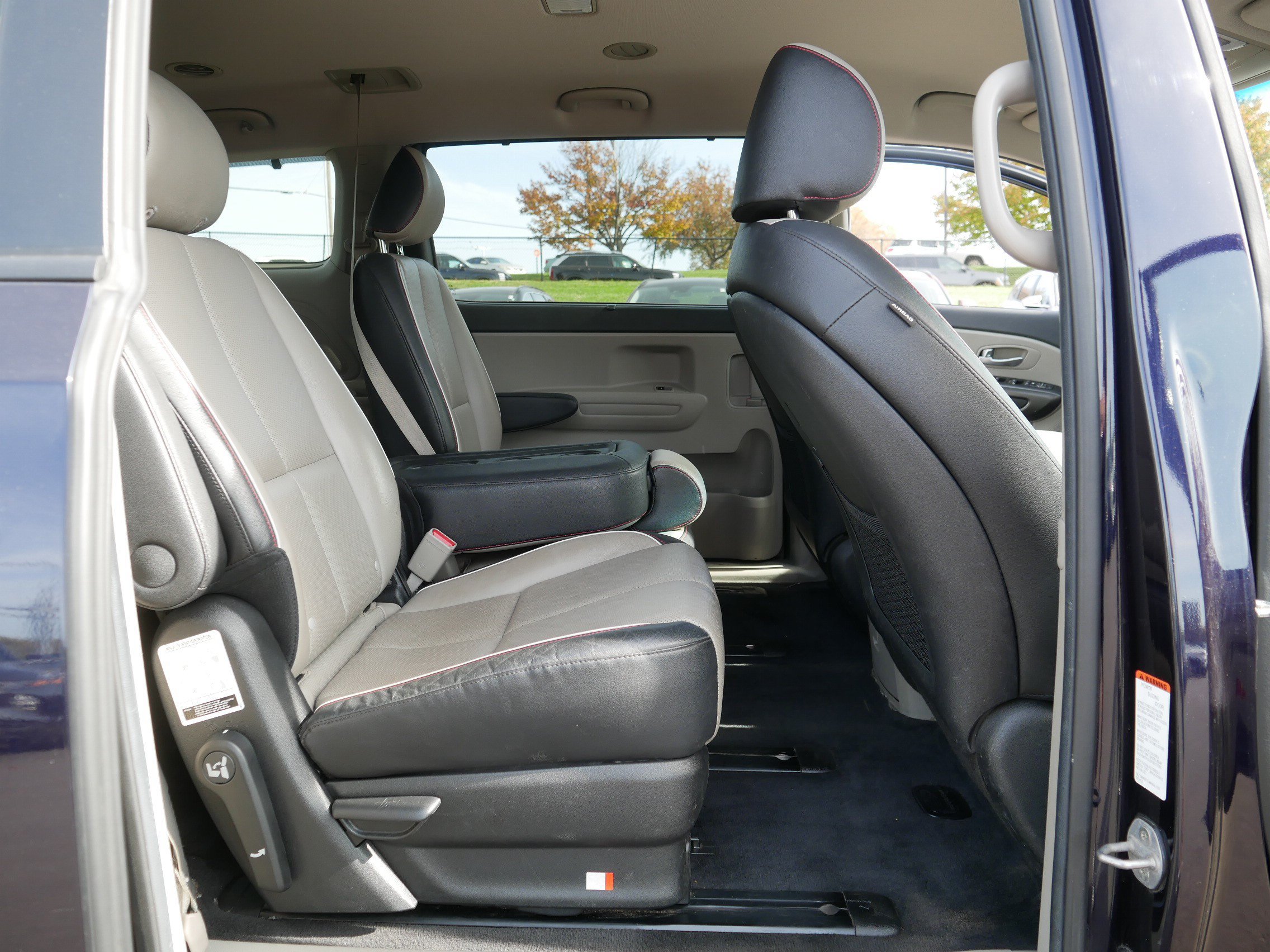 Used 2020 Kia Sedona EX FWD image 20