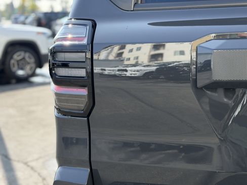Used 2025 Toyota 4Runner TRD Sport Premium AWD/4WD image 15