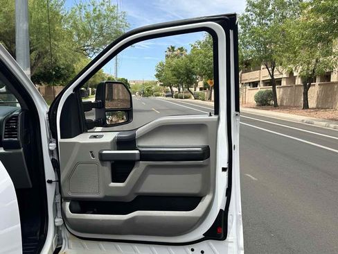 Used 2020 Ford F150 XLT w/ Equipment Group 301A Mid RWD image 47