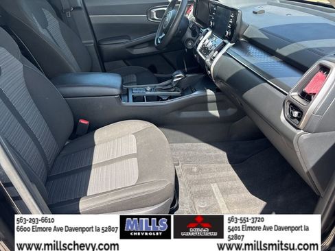 Used 2021 Kia Sorento LX FWD image 19