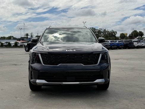Used 2026 Kia Sorento S FWD image 9