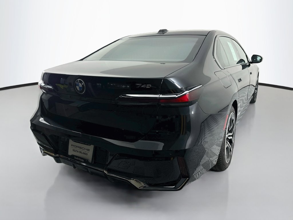 Used 2023 BMW 740i RWD image 9