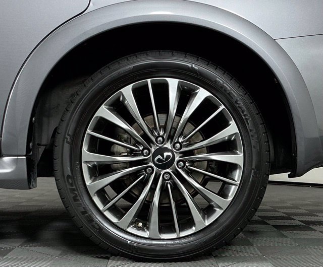 Used 2019 INFINITI QX80 Luxe w/ 22" Wheel Package RWD image 10