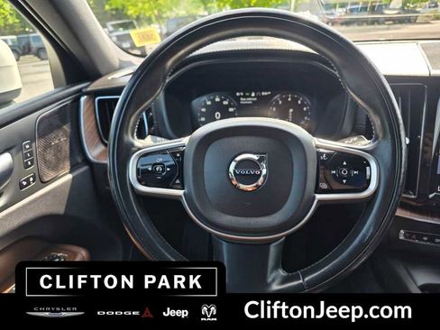 Used 2021 Volvo XC60 T6 Inscription w/ Advanced Package AWD/4WD image 18