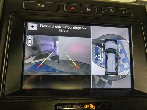 Used 2019 Ford Expedition Platinum RWD image 26
