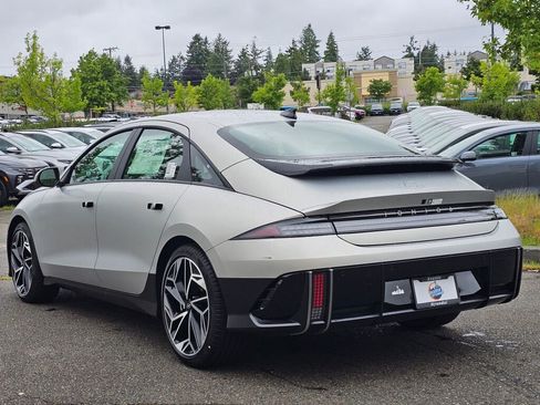 New 2025 Hyundai Ioniq 6 SEL image 5