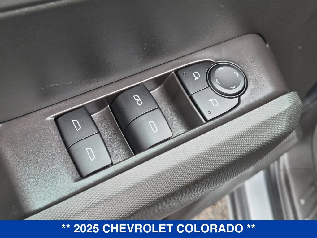 New 2025 Chevrolet Colorado LT w/ Advanced Trailering Package AWD/4WD image 12