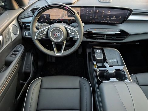 New 2026 Buick Enclave Avenir w/ Super Cruise Package image 9