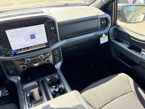 New 2026 Ford F150 XLT w/ Equipment Group 302A MID AWD/4WD image 15