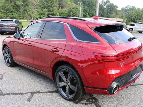 Used 2023 Genesis GV70 2.5T w/ Sport Prestige Package AWD/4WD image 3