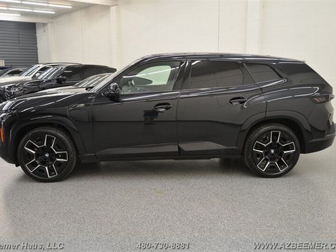 Used 2023 BMW XM w/ M Driver's Package AWD/4WD image 5