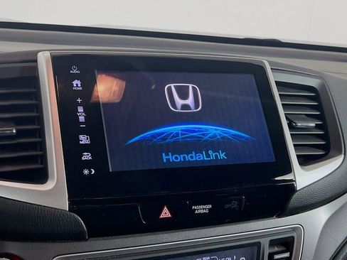 Used 2017 Honda Ridgeline RTL-T image 12