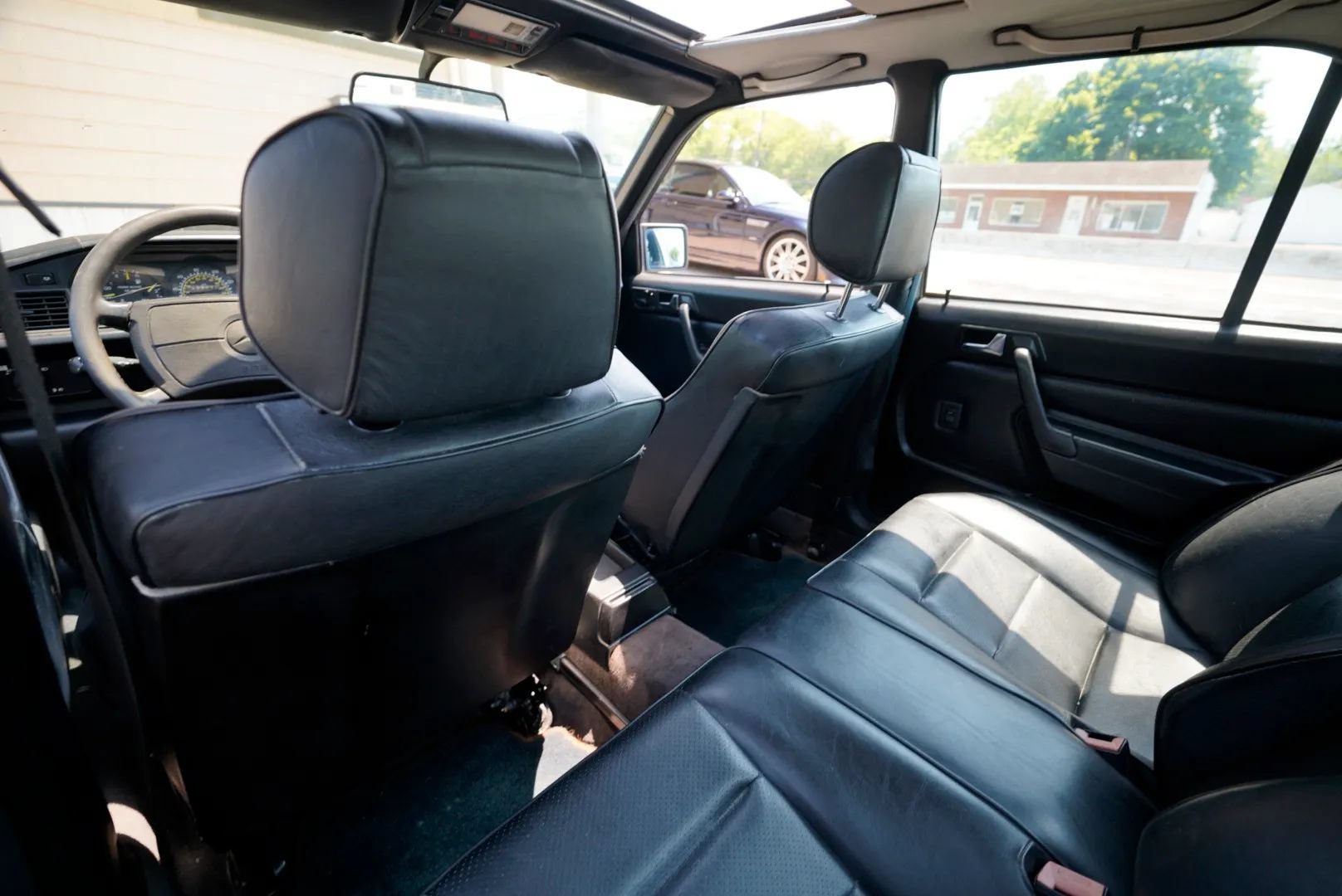 Used 1987 Mercedes-Benz 190 E 2.3-16 image 31