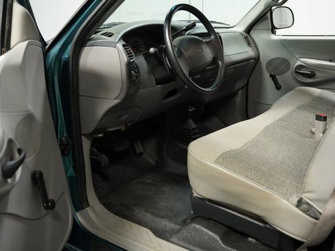 Used 1998 Ford F150 XL image 4