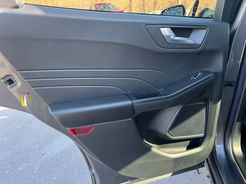 Used 2025 Ford Escape ST-Line w/ Tech Pack #1 image 16