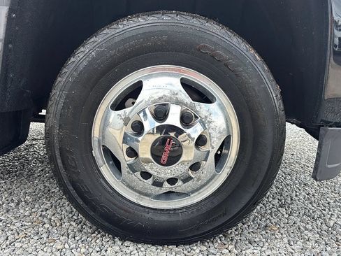 Used 2019 GMC Sierra 3500 Denali AWD/4WD image 10