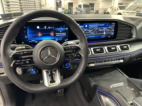 New 2026 Mercedes-Benz GLE 53 AMG 4MATIC image 6