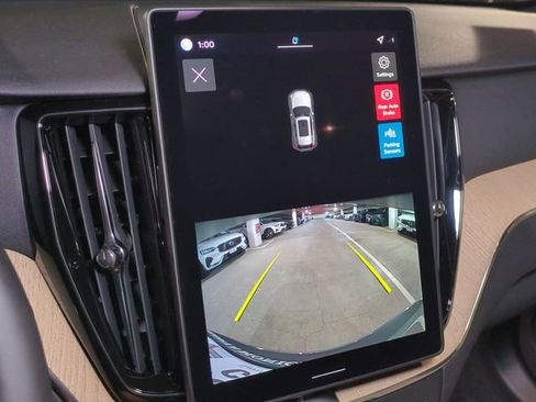 New 2026 Volvo XC60 B5 Core w/ Climate Package image 22