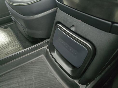 Used 2024 Rivian R1S Adventure AWD/4WD image 33