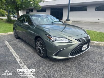 Used 2025 Lexus ES 350 w/ Premium Package