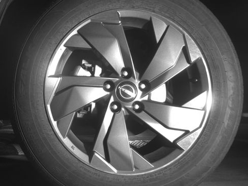 Used 2025 Nissan Rogue SV image 12