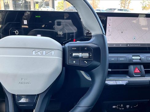 Used 2025 Kia K4 GT-Line w/ GT-Line Sunroof Package image 25