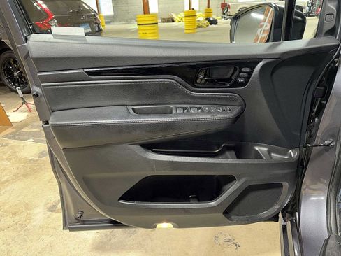 Used 2022 Honda Odyssey Touring image 32