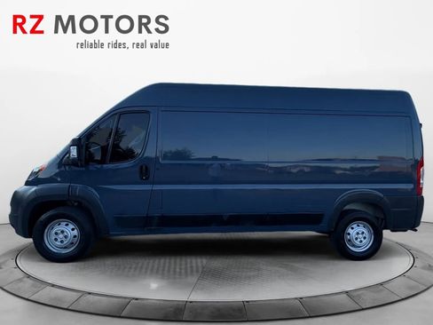 Used 2018 RAM ProMaster 2500 FWD image 2
