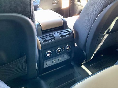 New 2025 Land Rover Defender 90 V8 image 16
