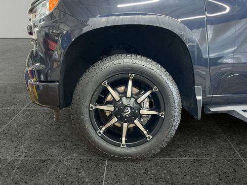 Used 2022 Chevrolet Silverado 1500 RST AWD/4WD image 14