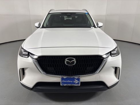 Used 2024 MAZDA CX-90 3.3 Turbo w/ Preferred Plus AWD/4WD image 4
