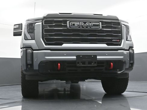 Used 2024 GMC Sierra 2500 AT4 w/ AT4 Premium Plus Package image 28