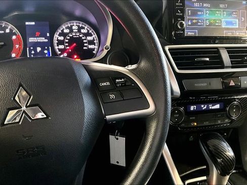 Used 2019 Mitsubishi Eclipse Cross ES image 21