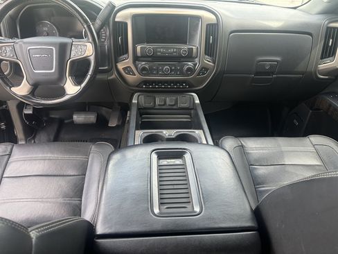 Used 2016 GMC Sierra 2500 Denali w/ Duramax Plus Package AWD/4WD image 11