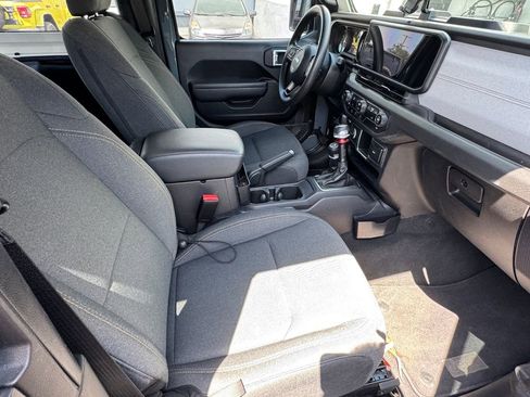 Used 2024 Jeep Wrangler Sport AWD/4WD image 5