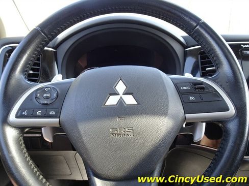 Used 2015 Mitsubishi Outlander GT AWD/4WD image 20