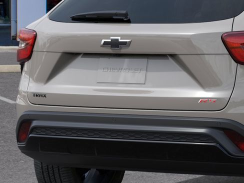 New 2026 Chevrolet Trax RS w/ Driver Confidence Package FWD image 14