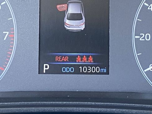Certified 2025 Toyota Corolla LE FWD image 35